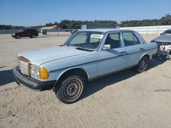  Salvage Mercedes-Benz 300-Class