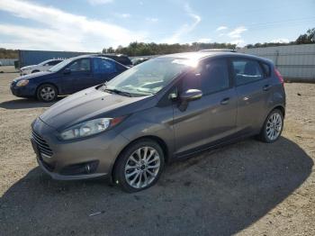  Salvage Ford Fiesta