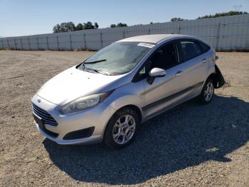  Salvage Ford Fiesta