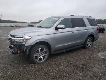  Salvage Ford Expedition