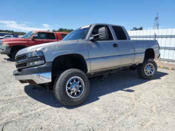  Salvage Chevrolet Silverado 2500