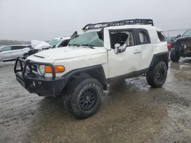  Salvage Toyota FJ Cruiser