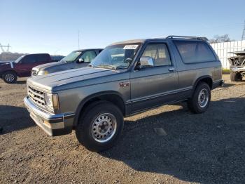  Salvage Chevrolet Blazer