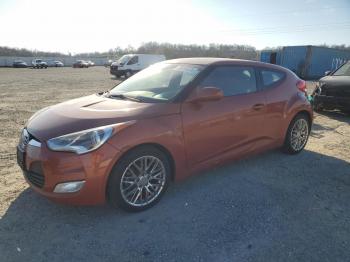  Salvage Hyundai VELOSTER