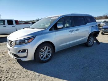  Salvage Kia Sedona