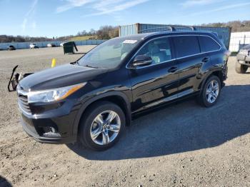  Salvage Toyota Highlander