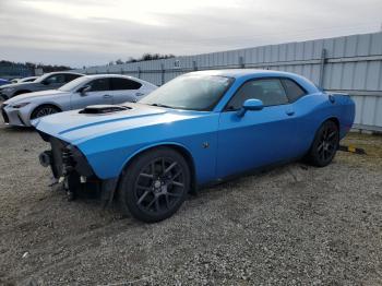  Salvage Dodge Challenger