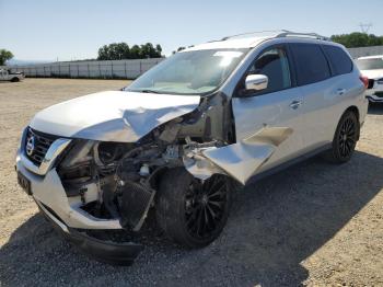  Salvage Nissan Pathfinder