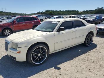  Salvage Chrysler 300