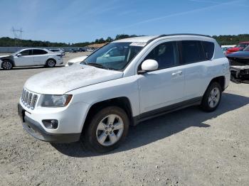  Salvage Jeep Compass