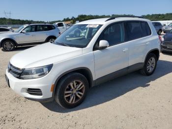  Salvage Volkswagen Tiguan