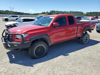  Salvage Toyota Tacoma
