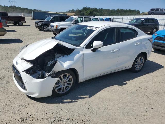  Salvage Toyota Yaris