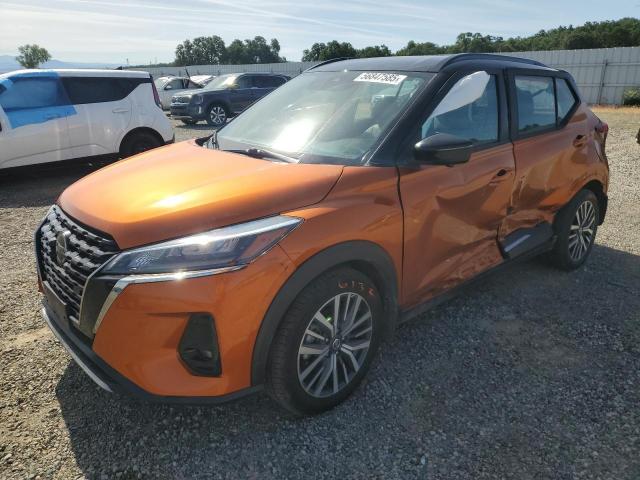  Salvage Nissan Kicks