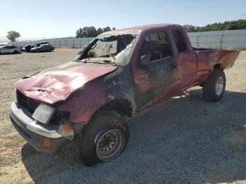  Salvage Toyota Tacoma