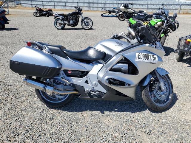  Salvage Honda St Cycle