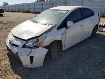  Salvage Toyota Prius