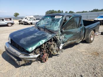  Salvage Toyota Tacoma