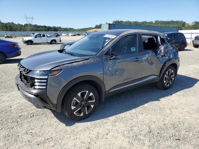  Salvage Nissan Kicks