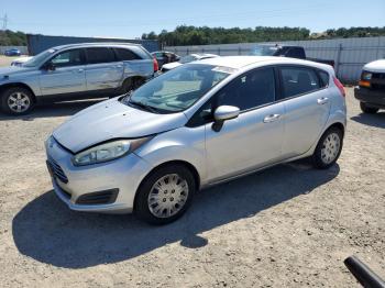  Salvage Ford Fiesta