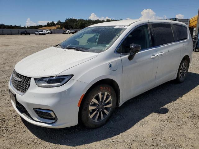  Salvage Chrysler Pacifica