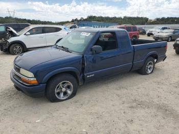  Salvage Chevrolet S-10