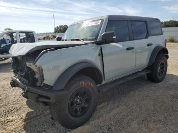  Salvage Ford Bronco