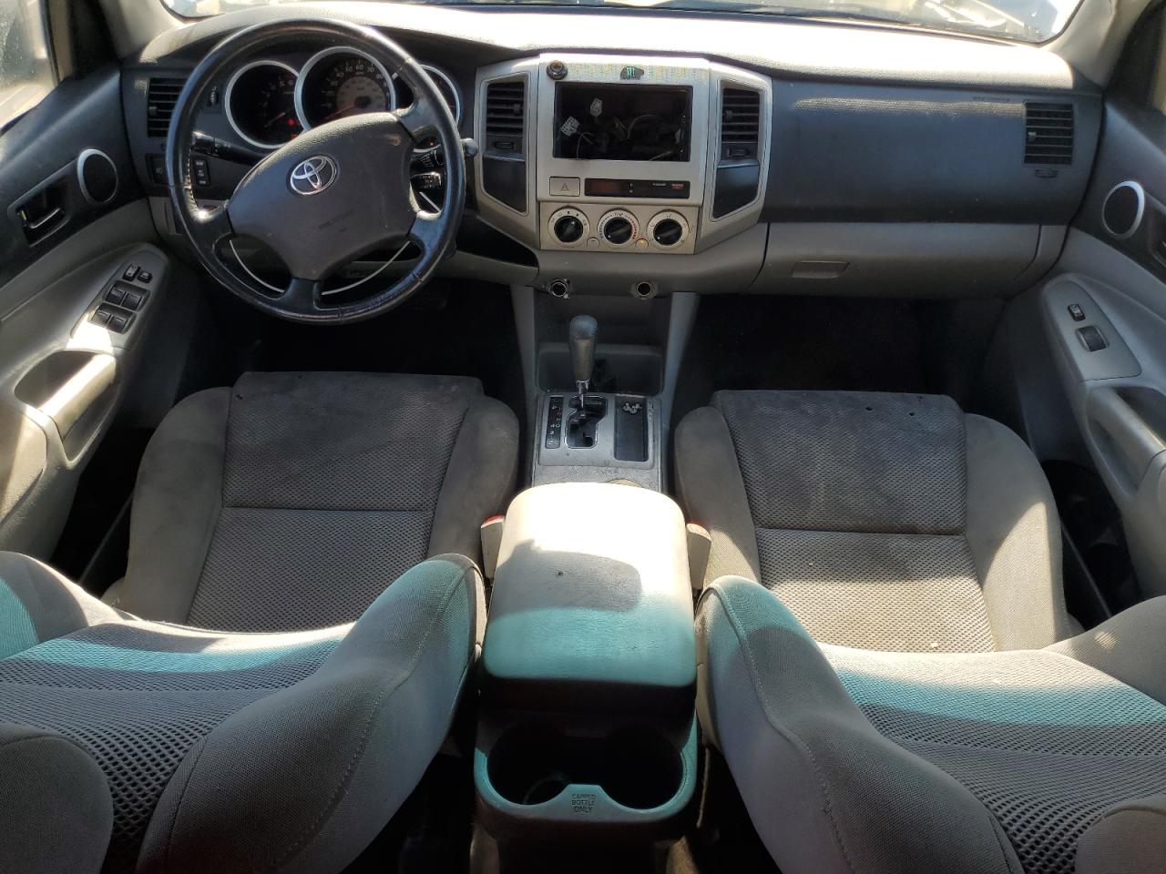 Toyota Tacoma Double Cab Prerunner Image 10