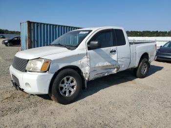  Salvage Nissan Titan
