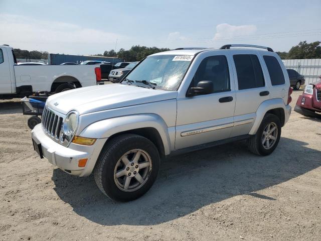  Salvage Jeep Liberty
