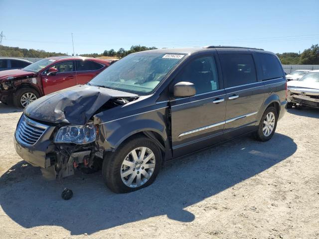  Salvage Chrysler Minivan