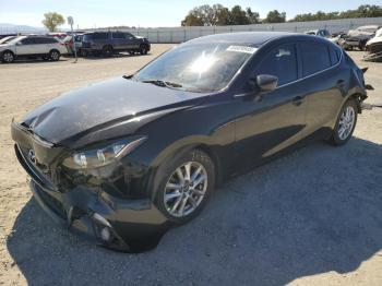  Salvage Mazda 3