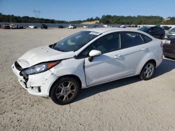  Salvage Ford Fiesta