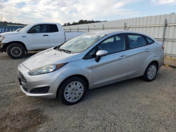  Salvage Ford Fiesta