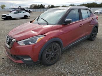  Salvage Nissan Kicks