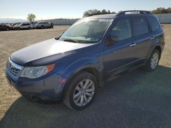  Salvage Subaru Forester