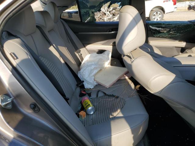 Toyota Camry Se Image 6