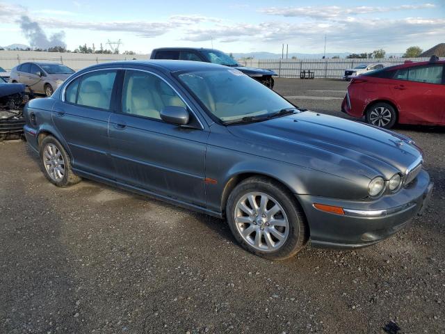 Jaguar X-Type 2.5 Image 4