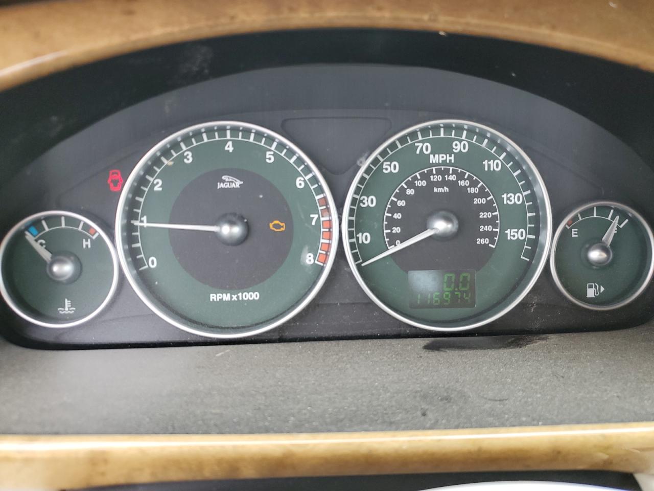 Jaguar X-Type 2.5 Image 3