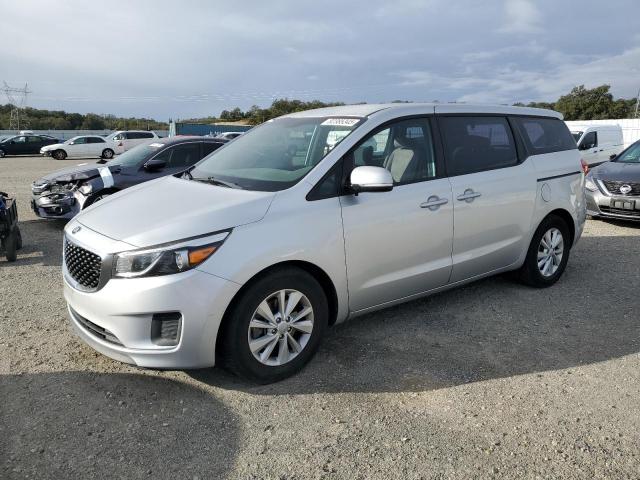  Salvage Kia Sedona