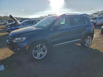  Salvage Volkswagen Tiguan