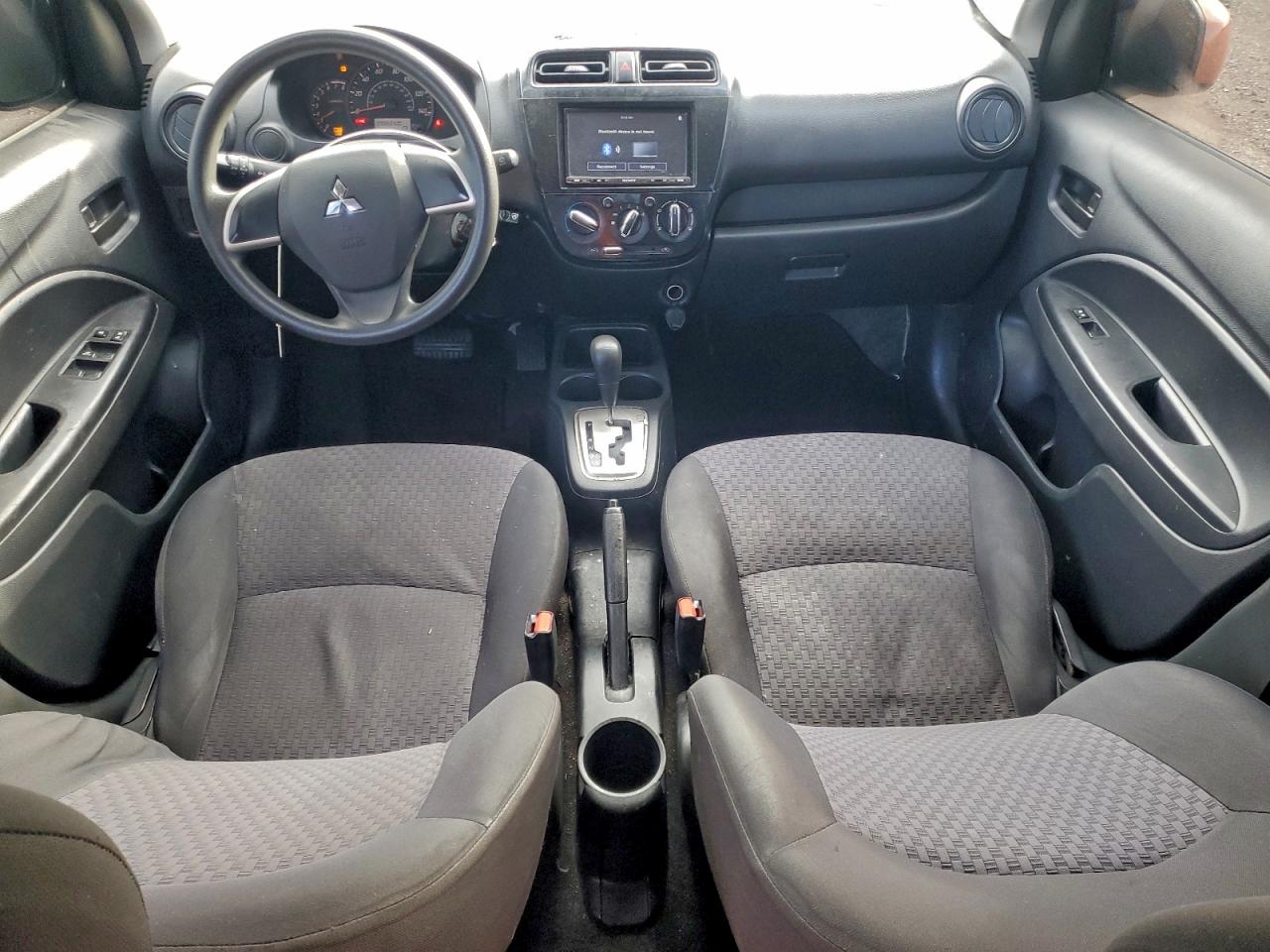 Mitsubishi Mirage Es Image 12