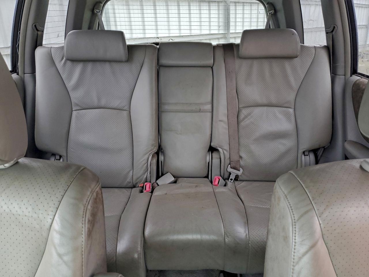 Toyota Highlander Hybrid Image 7