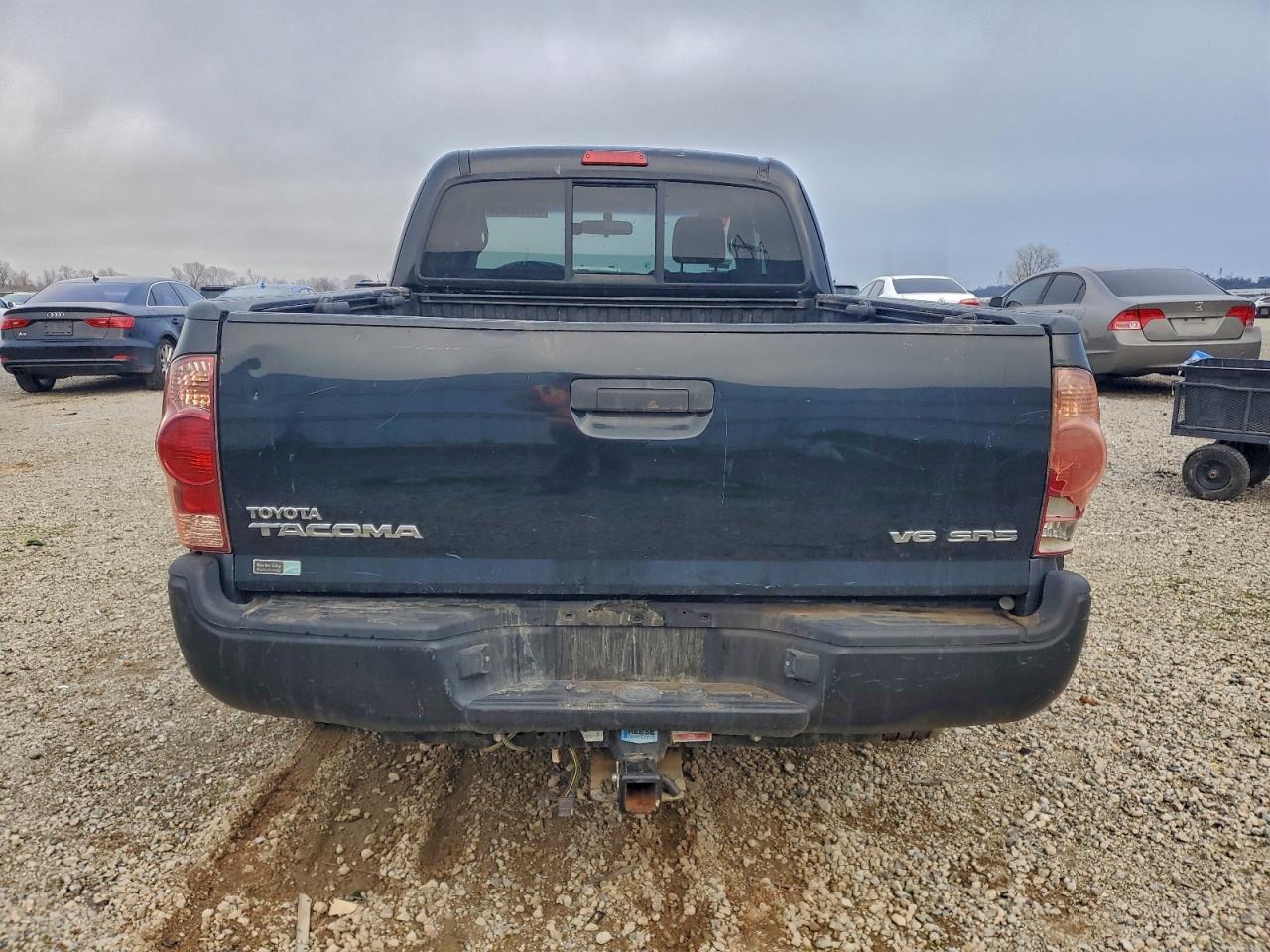 Toyota Tacoma Access Cab Image 8