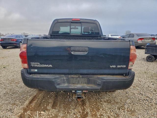 Toyota Tacoma Access Cab Image 8