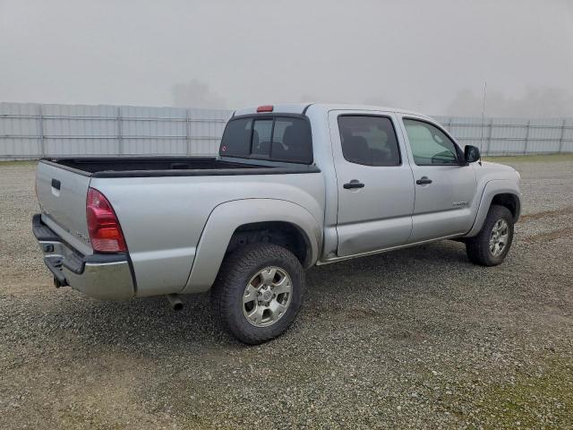 Toyota Tacoma Double Cab Image 5
