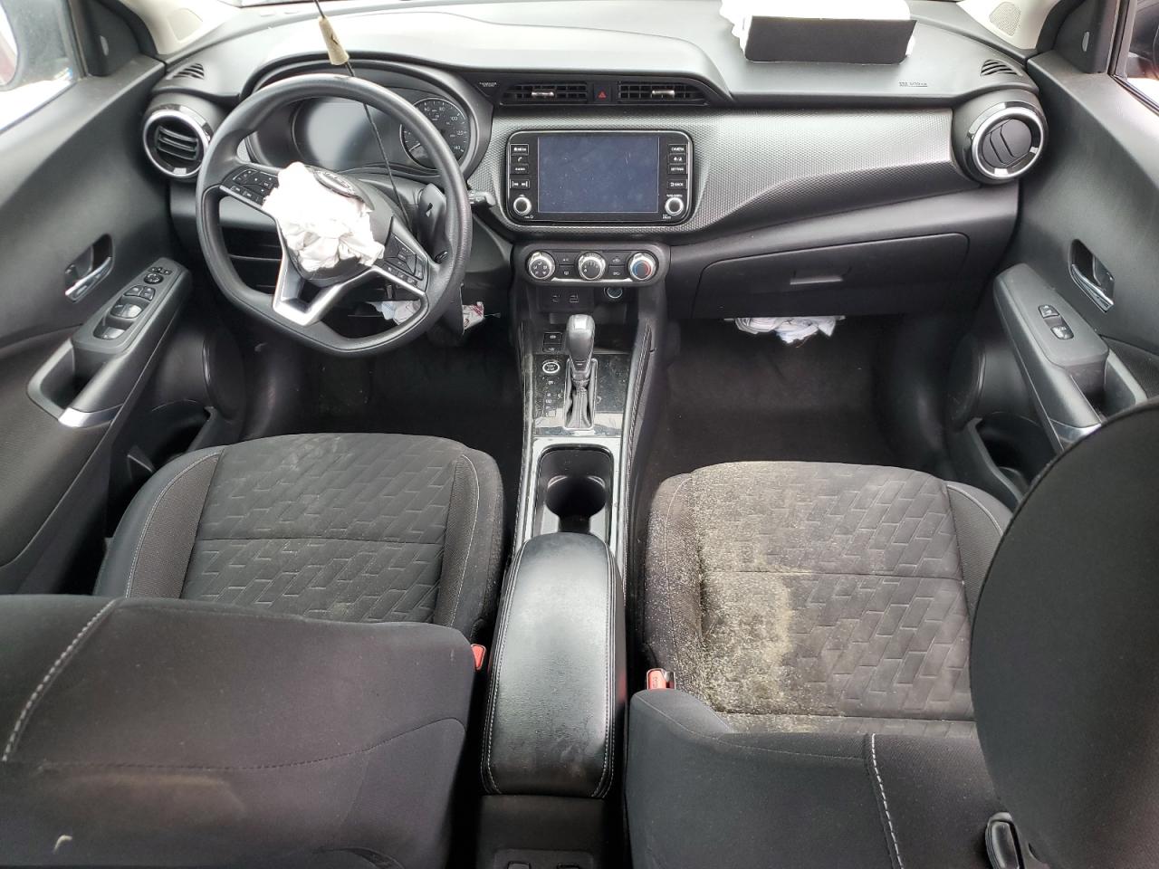 Nissan Kicks Sv Image 10