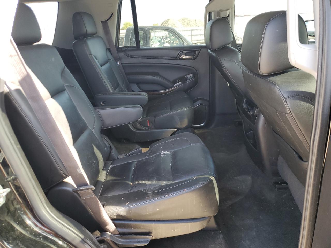 Chevrolet Tahoe C1500 Lt Image 5