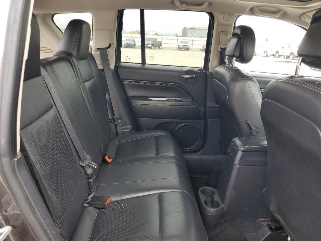 Jeep Compass Latitude Image 5