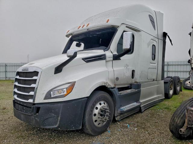 Freightliner Cascadia 1 Image 7